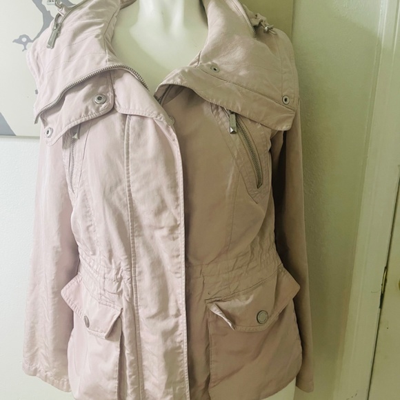 BCBG Jacket - Picture 3 of 9